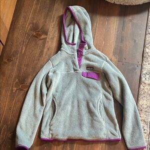 Patagonia women’s Re-tool snap t pullover with hood XS